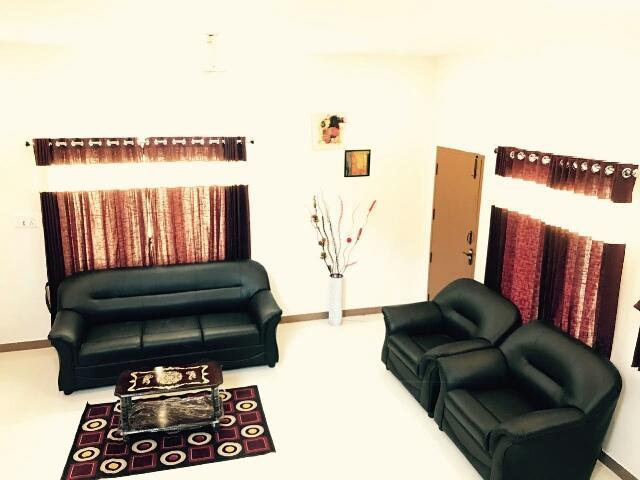 Eesha Gardens Hotel Йеркауд Екстериор снимка
